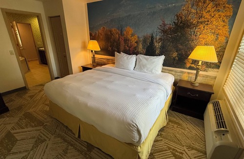 Lake Harmony Hotel | The Willowbrook Golf Hotel At Split Rock