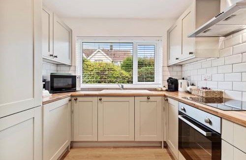 Oxwich House | The Willows