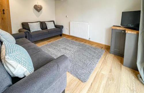 Child Okeford House | The Willows - Uk34000