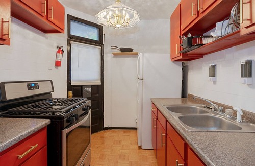 Wyoming Apartment | The Willydorf Astoria: a 1920s-style residence | Sleeps up to 4