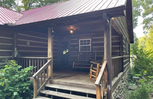 Joppa Cabin | The Wilson @ Lazy G