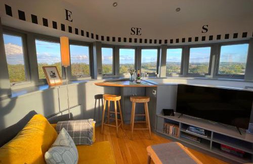 Bicester House | The Windmill Blackthorn Hill