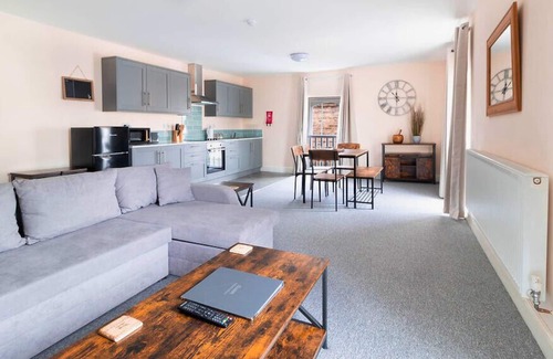 Alford Hotel | The Windmill