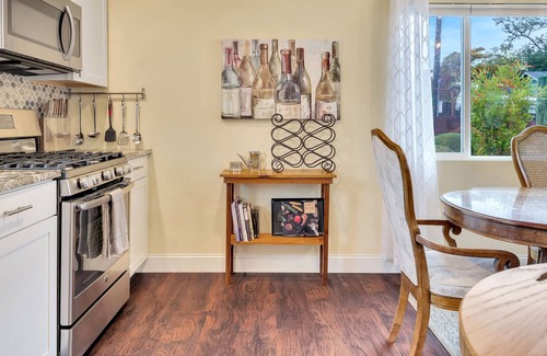 Paso Robles Cottage | THE WINE BARREL-The Westside Cottages 2 Bed/2 Bath