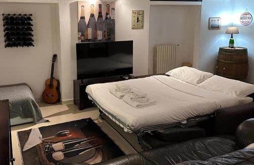 Abbadesse Apartment | The Wine Cave in Milan, huge 110sqm apartment, Milano, Central Station - La Cantinetta di Milano, Stazione Centrale