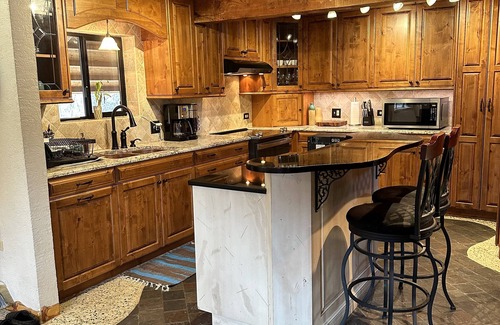 Boise Cabin | The Wishing Well on Mores Creek - Serenity Now!