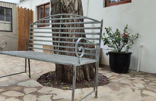 Bedford Apartment | The Writer's House Cottages