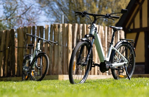 Saint-Denis-le-Thiboult House | The Yellow Well - Nature & Spa Cottage