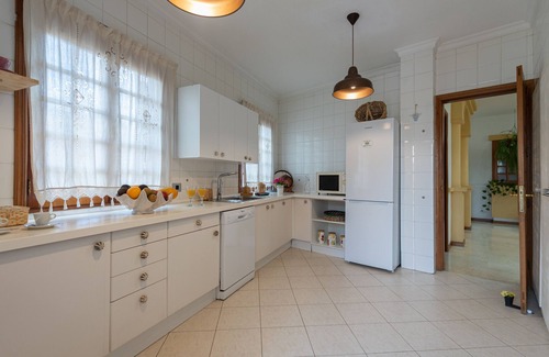 Galdar Villa | The Yellow House - Solarium - Climatized Pool