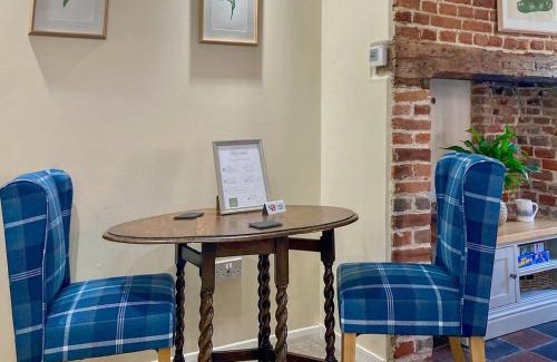Canterbury Apartment | The Yeomans Cottage, Eastbridge Hospital