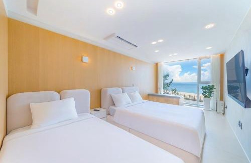 Gangneung House | The Youngjin Pool Villa Pension