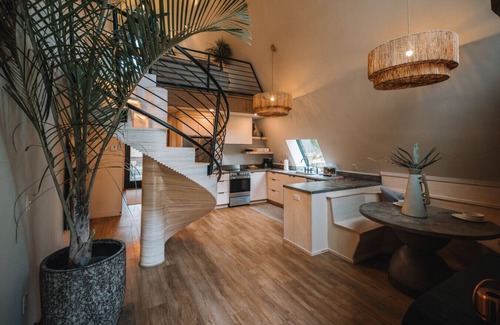 New Philadelphia Cabin | The Zen Garden @ Paradise Lake