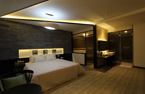 Jangyu-myeon Hotel | The Zenith Hotel