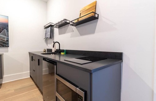 Gayborhood Apartment | Thena Hotel- Lux Studio