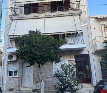 Agia Varvara Apartment | Theonisxenia Luxury Apt at Metro M3