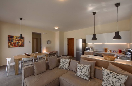 Kokinos Pirgos Villa | Thetis Red Tower Suite