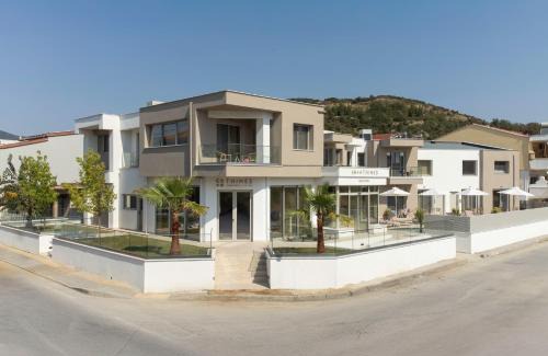 Nea Peramos Apartment | Thines Comfort Living