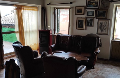 Pitelli Apartment | Third floor apartment in the historic center