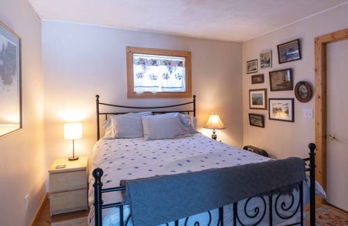 Herbster Cabin | This cabin is a 2 bedroom(s), 1 bathrooms, located in Herbster, WI.