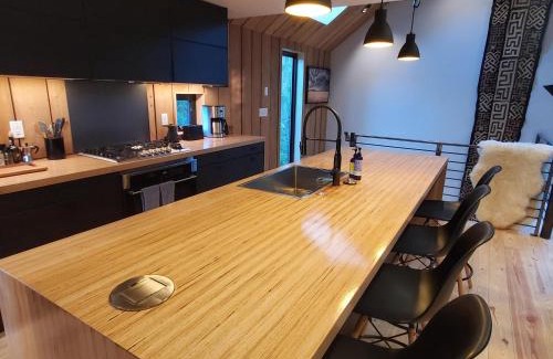 Bozeman House | This Deluxe Modern New 3-Story Home With Central Ac Offers The Best Of Bozeman!