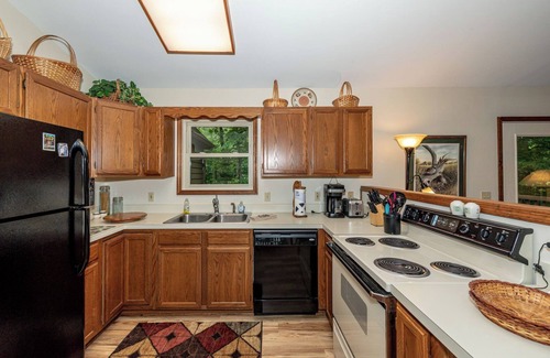 Townsend Cabin | This home is located on a beautiful golf course community and has a view