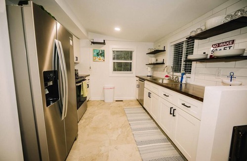 Ingles House | This house is a 4 bedroom(s), 2 bathrooms, located in Radford , VA.