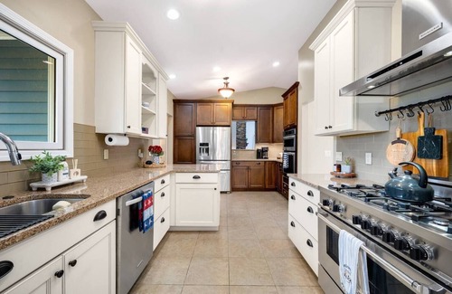 Paw Paw Lake House | This house is a 4 bedroom(s), 2.5 bathrooms, located in Coloma, MI.