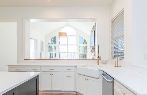 Lexington House | This house is a 5 bedroom(s), 5.5 bathrooms, located in Lexington, KY.