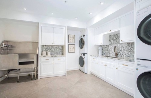 Montecito House | This house is a 5 bedroom(s), 7.5 bathrooms, located in Montecito, CA.