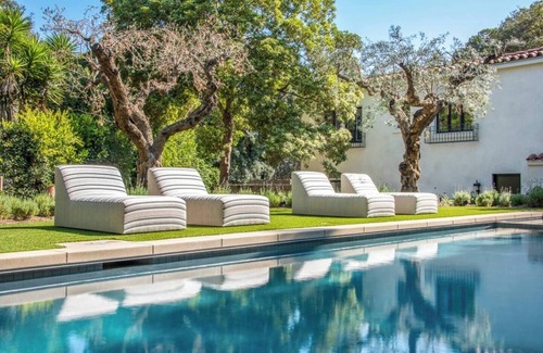Montecito House | This house is a 5 bedroom(s), 7.5 bathrooms, located in Montecito, CA.