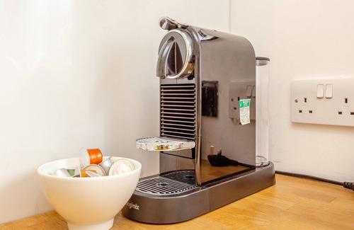 Kirkhill Cottage | This six-bedroomed manor has truly fantastic bedrooms.