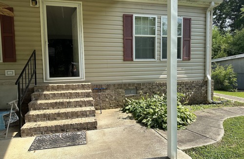 Water Valley House | This spacious 3 bd 2 bath is ready for your next getaway.