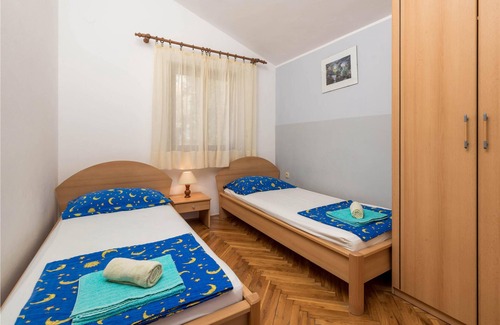 Lukovo Sugarje House | This vacation house is located close to the sea and away from mass tourism, in a sparsely populated