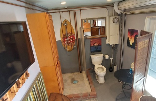 Westside Costa Mesa Cabin | This Venue is set up for hourly rates only. 4.5 hour min. Capacity 150 guests
