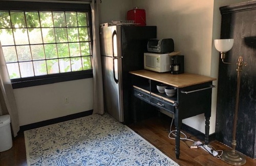 Harwich Center House | This wonderful 6 bedrm 3 bath house & separate cottage is family & dog friendly!