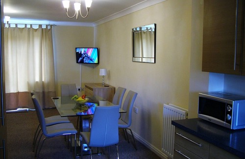 Red Lodge Cottage | Thistle Cottage