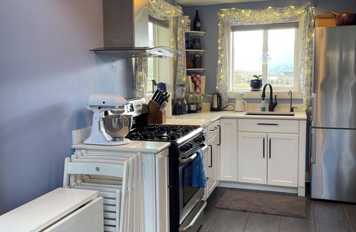 Ashland Cottage | Thistlebee Cottage just outside charming Ashland, Oregon