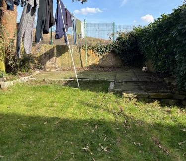 Wardle House | Thomas Bennett guest