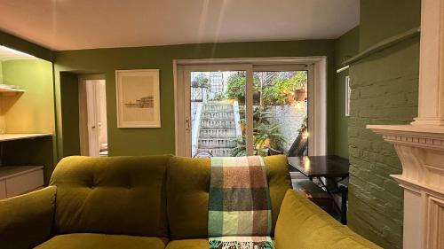 Kemptown Hotel | Thomas Kemp Suite