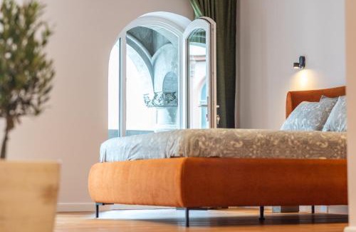 Old Town Apartment | Thome Continental Suite