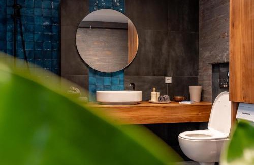 Old Town Apartment | Thome Continental Suite