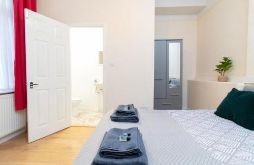 Shirley House | Thornbury Guest House Room 3