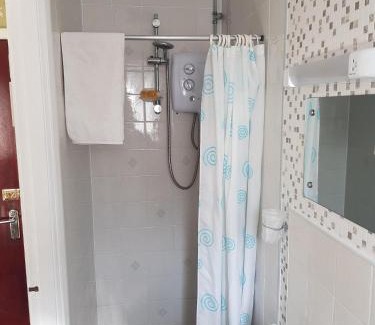 South Shore Bed & Breakfast | Thornhill Blackpool