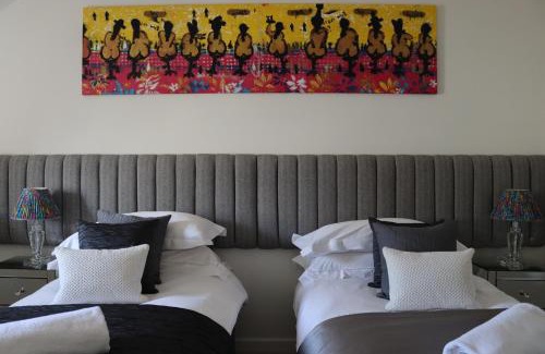 Cheltenham Apartment | Thornton House Town Centre Free Car Park