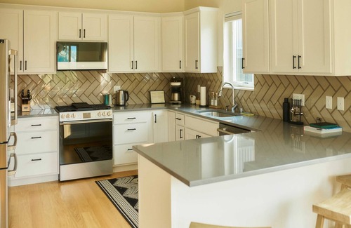 Big Sky House | Thoughtfully Designed Mountain Home with No Fees