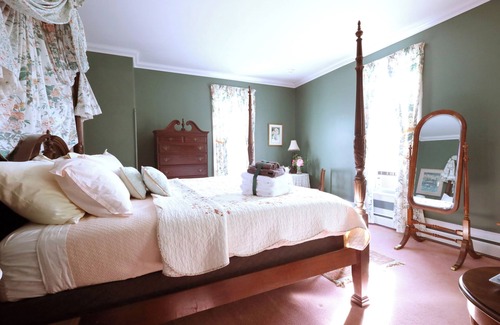 Wellesley Island Bed & Breakfast | Thousand Island Hart House