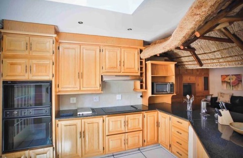 Centurion House | Three Bedroom Unit No Loadshedding