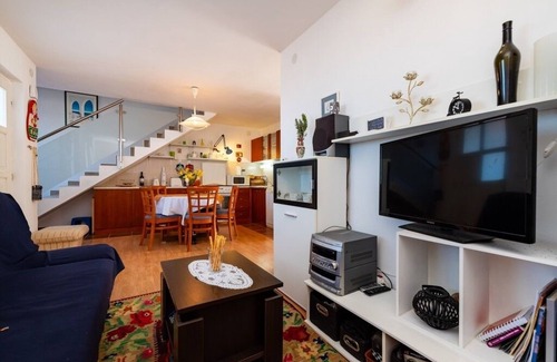 Rovanjska Apartment | Three bedroom apartment with terrace and sea view Rovanjska, Paklenica (A-22989-a)