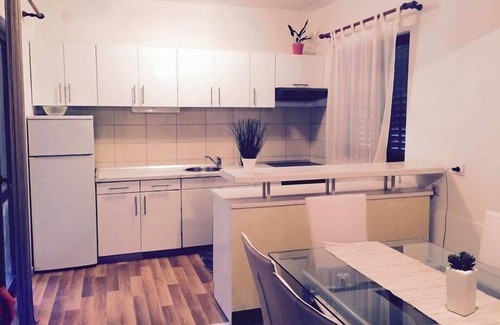 Cove Tri Zala (Zrnovo) Apartment | Three bedroom apartment with terrace Žrnovska Banja, Korčula (A-3154-a)