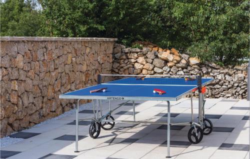 Unesic House | Three-Bedroom Holiday Home In Unesic